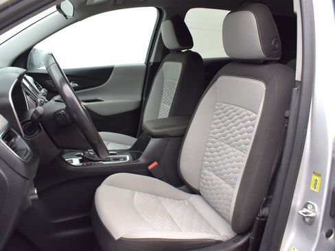Used 2019 Chevrolet Equinox LT AWD/4WD image 11