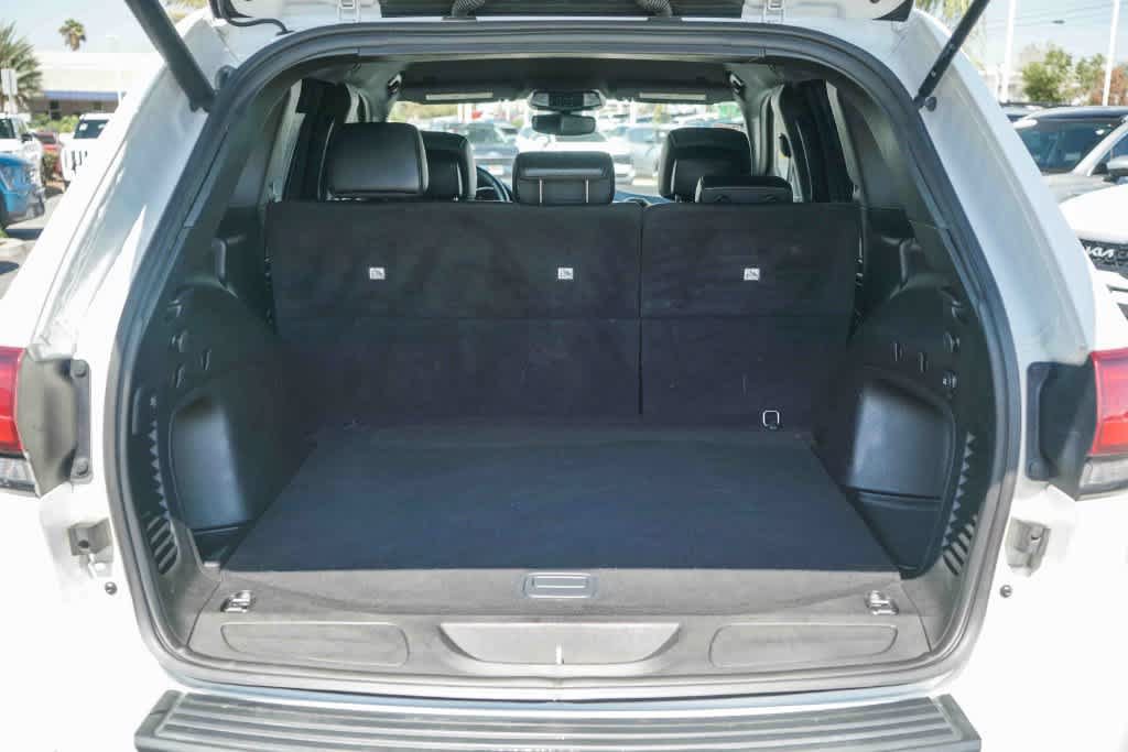 Used 2022 Jeep Grand Cherokee Laredo X RWD image 25