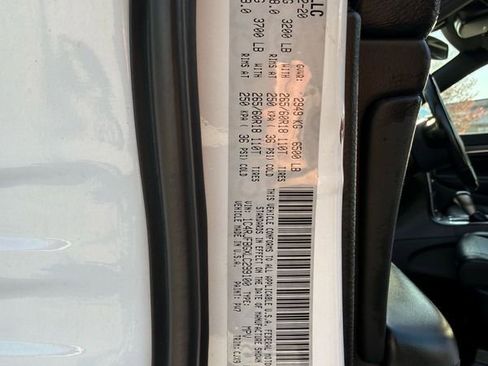 Used 2020 Jeep Grand Cherokee Limited image 29