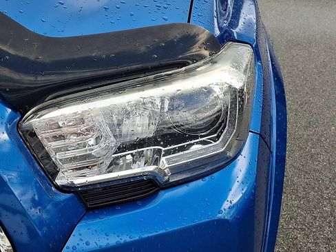 Used 2018 Toyota Tacoma TRD Sport image 11