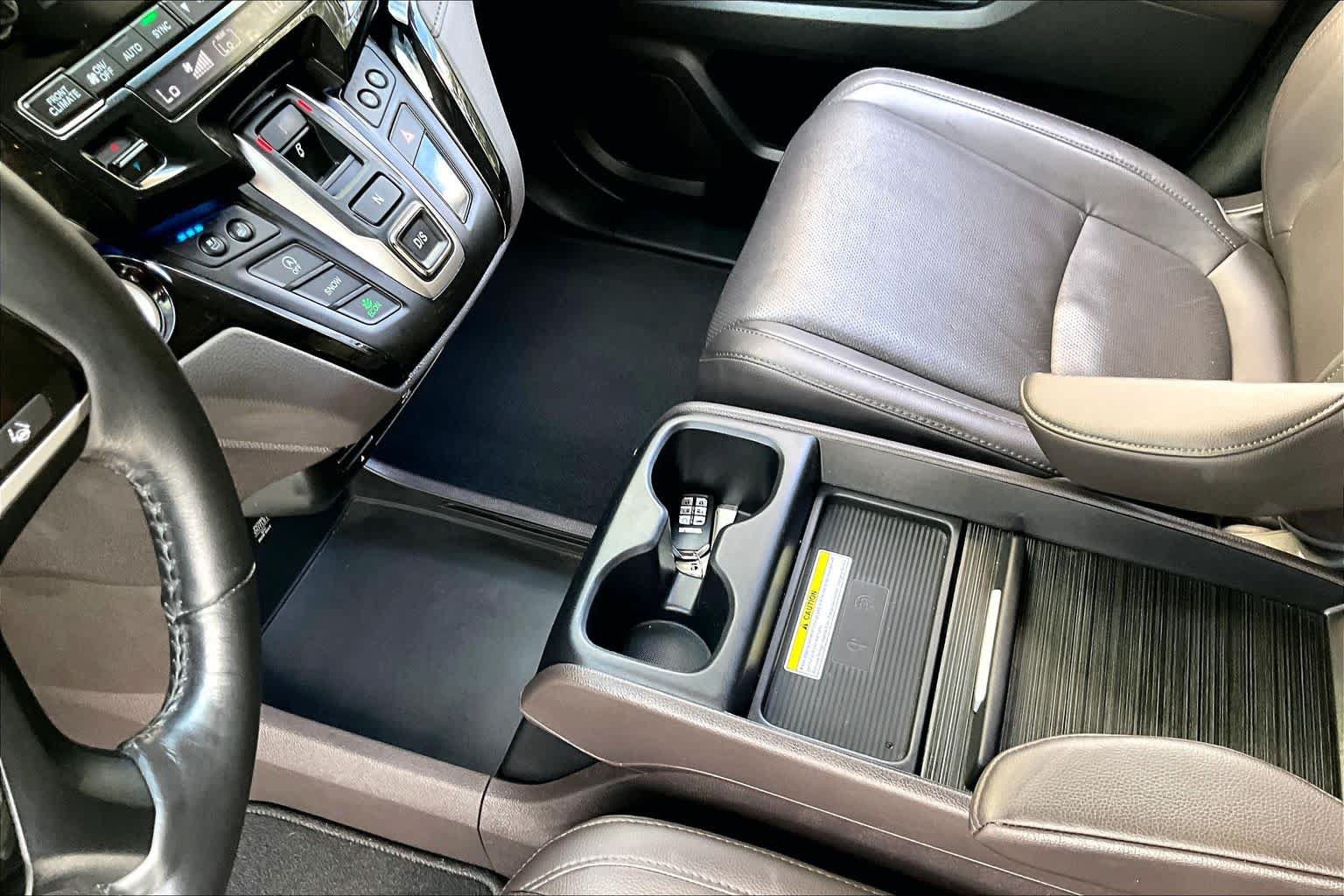 Used 2019 Honda Odyssey Elite image 17