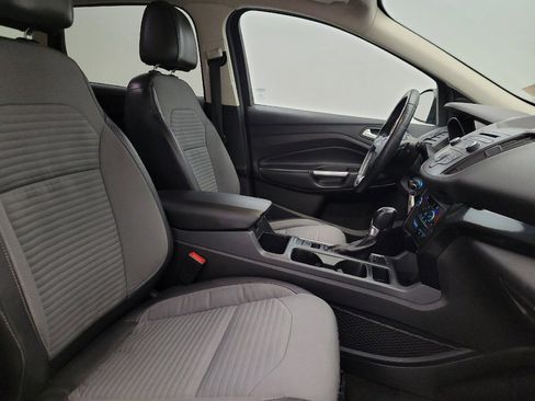 Used 2017 Ford Escape SE w/ SE Sport Appearance Package FWD image 21