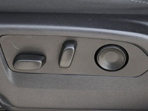 Used 2023 Chevrolet Silverado 1500 Custom Trail Boss image 18