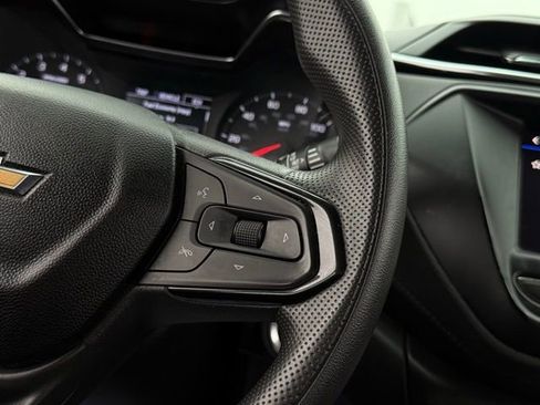 Used 2021 Chevrolet TrailBlazer LT w/ Driver Confidence Package image 8