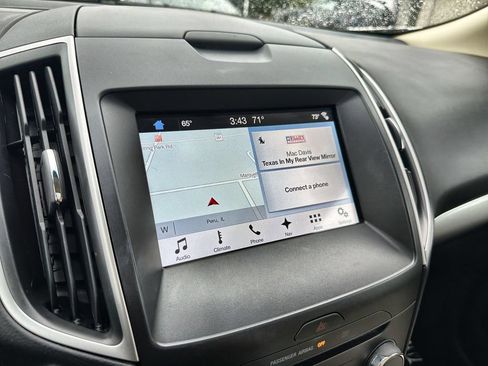 Used 2016 Ford Edge SEL w/ Equipment Group 201A AWD/4WD image 22