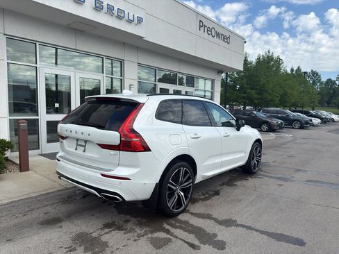 Used 2021 Volvo XC60 T8 R-Design w/ Advanced Package AWD/4WD image 3