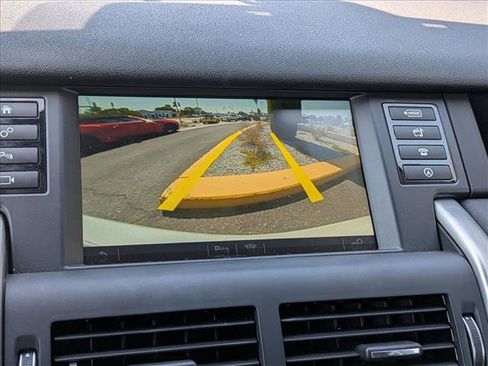 Used 2019 Land Rover Discovery Sport SE AWD/4WD image 13