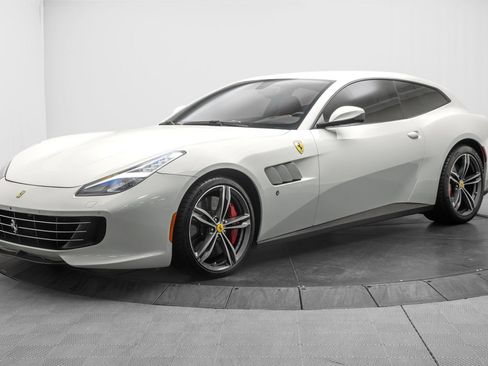 Used 2019 Ferrari GTC4Lusso AWD/4WD image 3