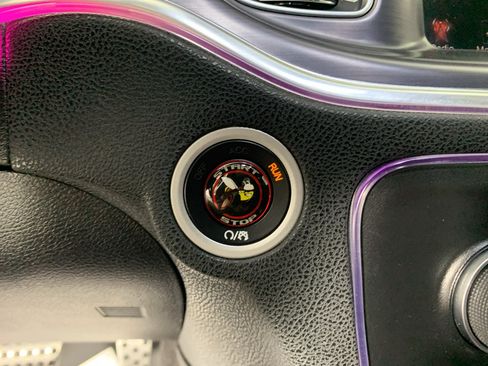 Used 2016 Dodge Charger R/T Scat Pack w/ Beats Audio Group RWD image 17