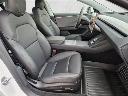 Used 2025 Tesla Model 3 Long Range RWD image 24