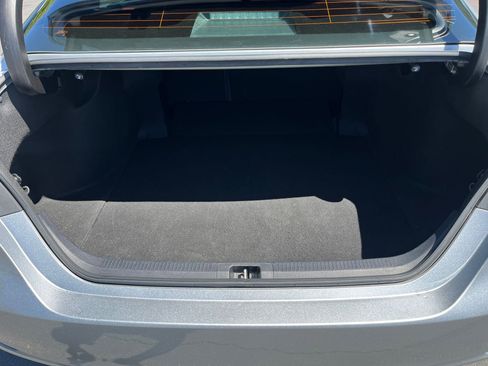 Used 2020 Toyota Camry XSE FWD image 27
