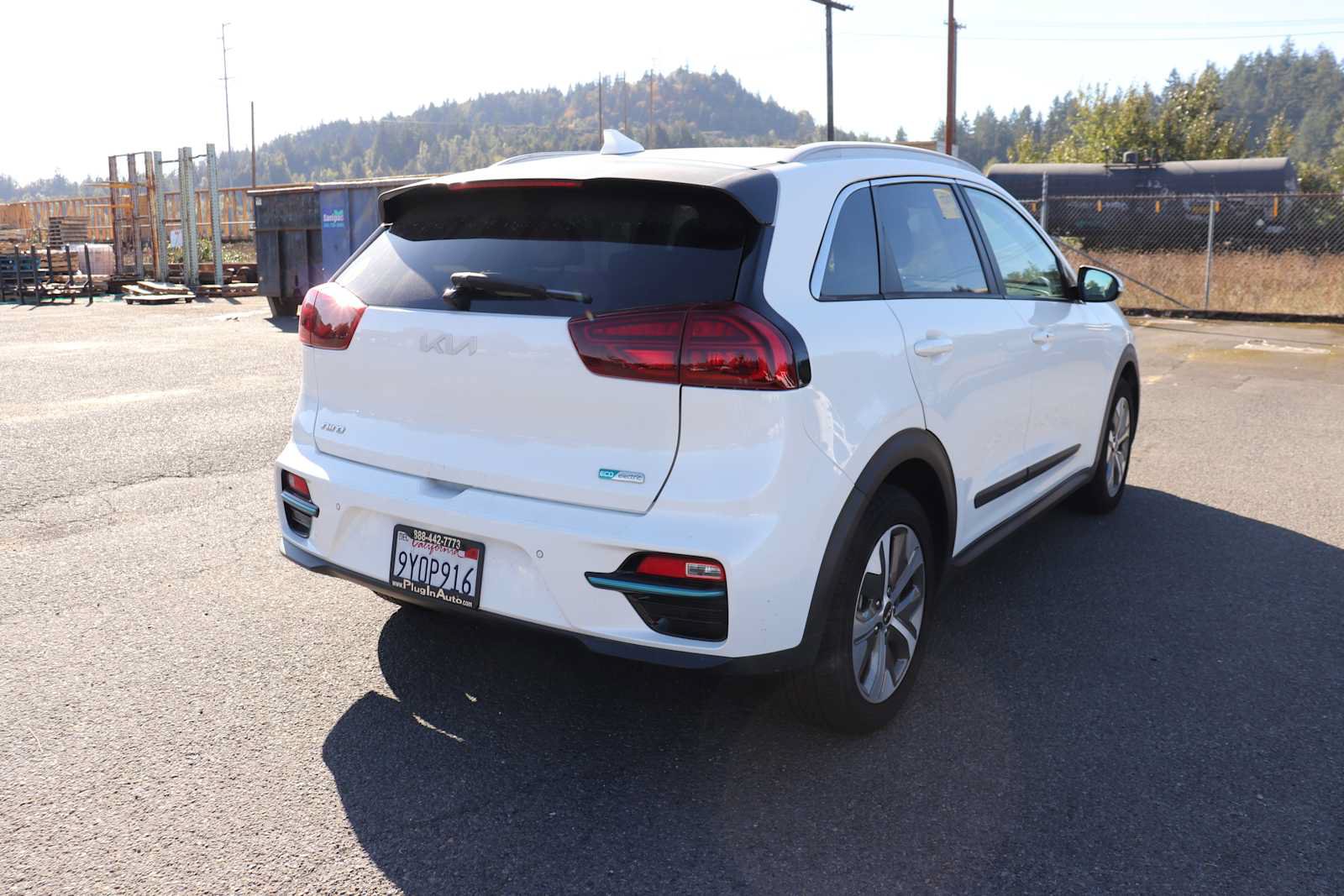 Used 2022 Kia Niro EX Premium FWD image 5