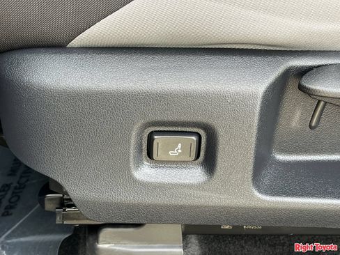 Certified 2025 Toyota Tacoma PreRunner RWD image 17