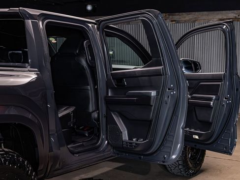 Used 2026 Toyota Tacoma SR5 w/ SR5 Upgrade Package image 27