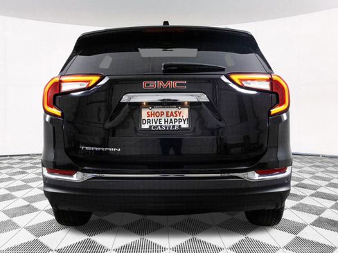 Certified 2023 GMC Terrain SLT image 13