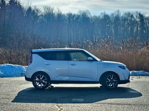 Used 2024 Kia Soul EX w/ Option Group 015 image 2