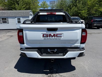 New 2026 GMC Canyon Elevation w/ LPO, Sports Bar Package