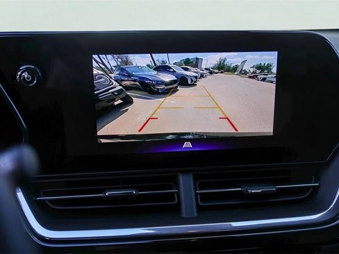 Used 2024 Chevrolet Trax RS w/ Driver Confidence Package image 20