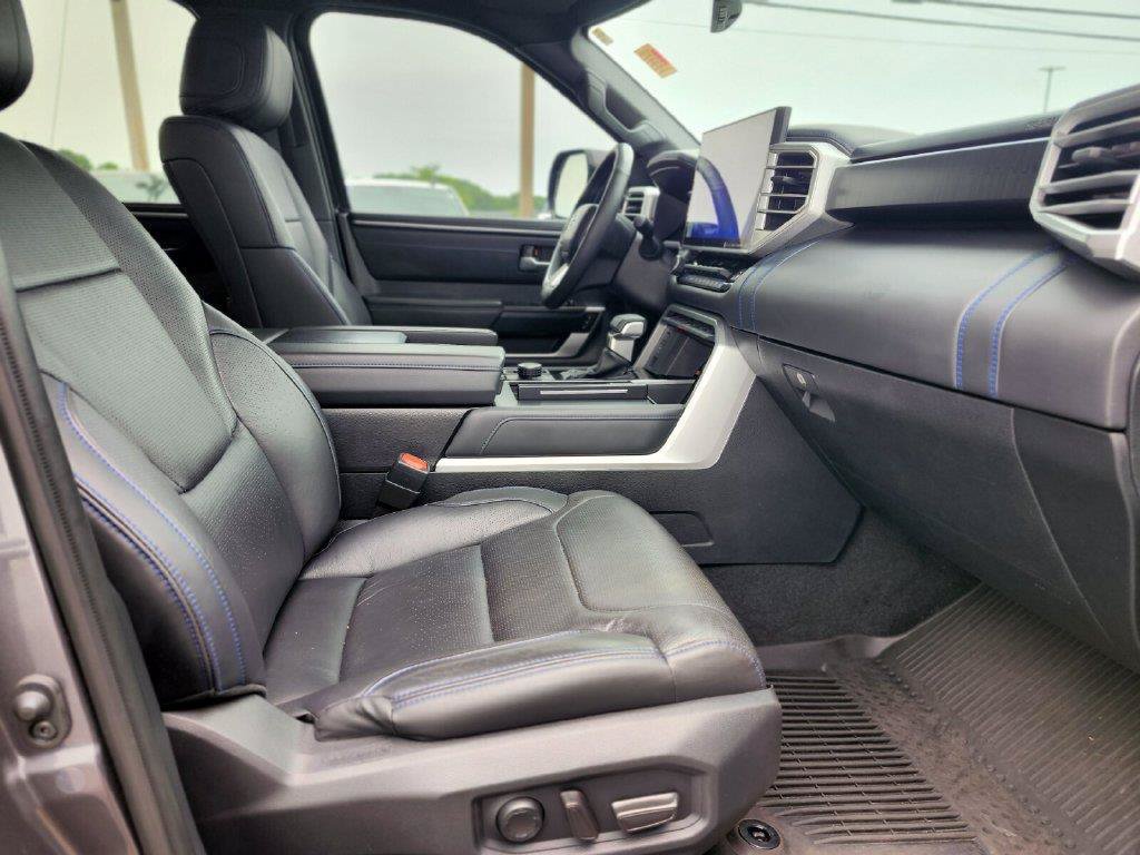 Used 2023 Toyota Tundra Platinum AWD/4WD image 9