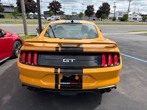 Used 2022 Ford Mustang GT w/ GT Performance Package RWD image 6