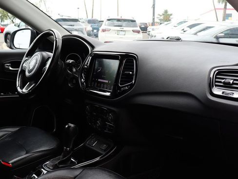 Used 2020 Jeep Compass Limited FWD image 35