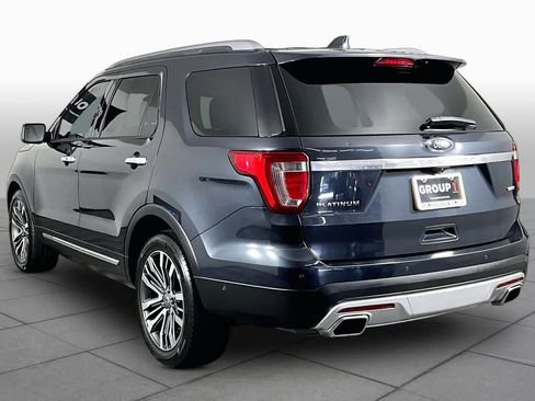Used 2017 Ford Explorer Platinum AWD/4WD image 11