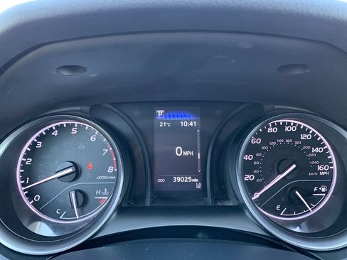 Used 2023 Toyota Camry SE FWD image 18