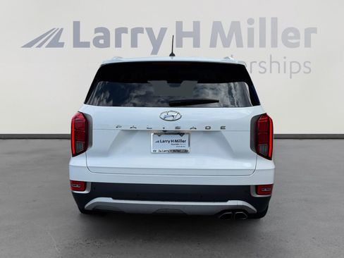 Used 2021 Hyundai Palisade SEL w/ Convenience Package FWD image 4