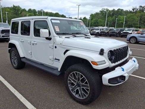 Used 2024 Jeep Wrangler High Altitude AWD/4WD image 4
