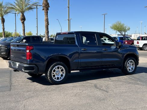 Used 2022 Chevrolet Silverado 1500 Custom image 5