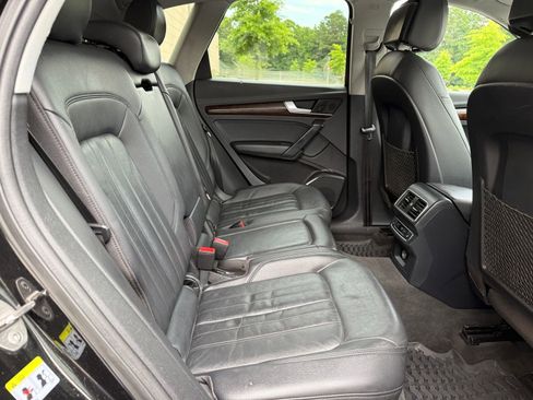 Used 2018 Audi Q5 2.0T Premium Plus w/ Premium Plus Package AWD/4WD image 40