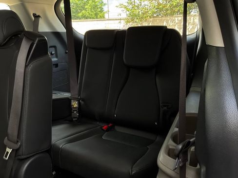 Used 2026 Kia Carnival FWD image 13