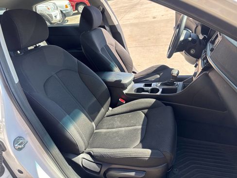 Used 2016 Kia Optima LX w/ Option Group 014 FWD image 15