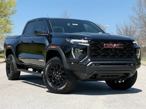 New 2026 GMC Canyon Elevation w/ Convenience Package image 2