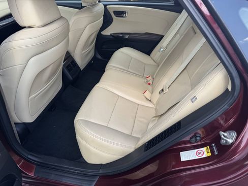 Used 2013 Toyota Avalon XLE Touring FWD image 19