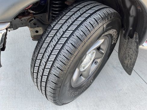 Used 2004 Toyota Tacoma 4x4 Xtracab V6 image 41