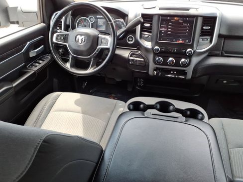 Used 2024 RAM 3500 Big Horn AWD/4WD image 4
