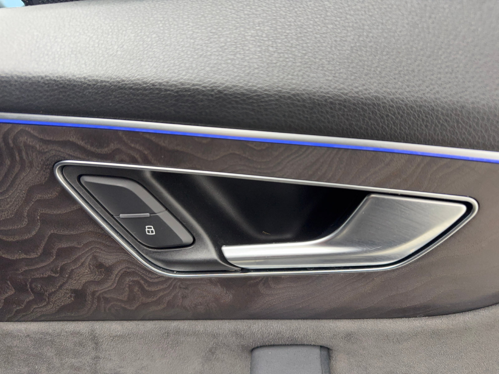 Used 2019 Audi Q8 Prestige AWD/4WD image 39