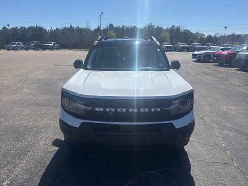 Used 2025 Ford Bronco Sport Outer Banks w/ Outer Banks Tech Package+ AWD/4WD image 16