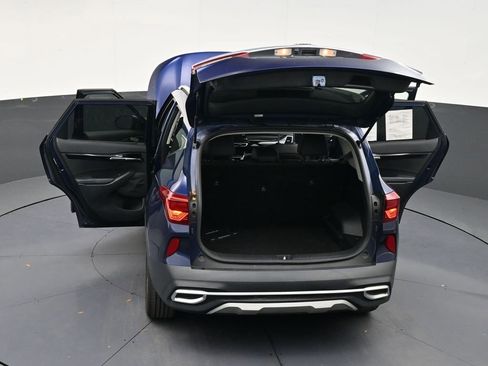 Used 2021 Kia Seltos EX AWD/4WD image 32