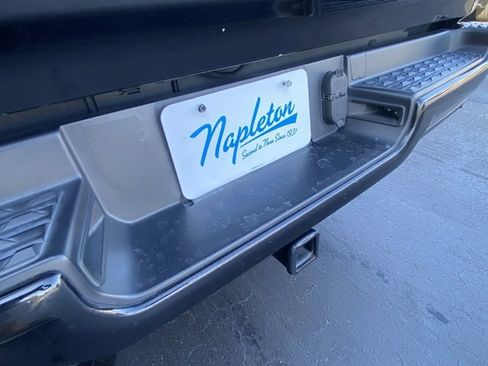 Used 2019 RAM 1500 Laramie image 24