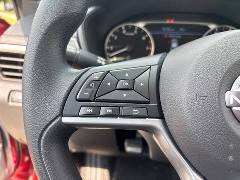 Used 2025 Nissan Altima 2.5 SV w/ SV Special Edition Package AWD/4WD image 13