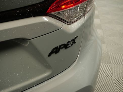 Used 2022 Toyota Corolla SE image 8