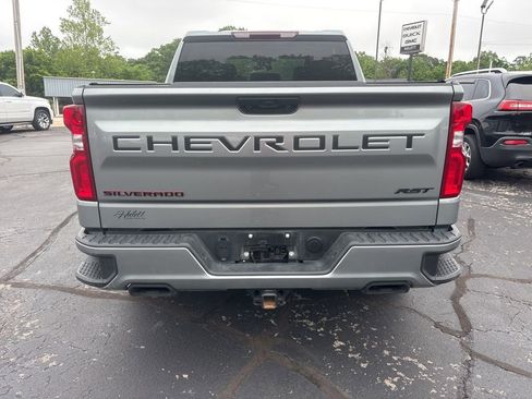 Used 2023 Chevrolet Silverado 1500 RST w/ Redline Edition AWD/4WD image 4