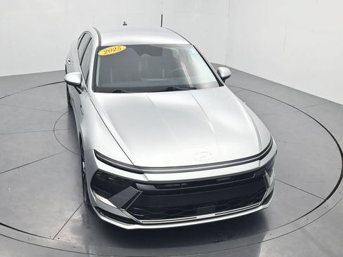 Used 2025 Hyundai Sonata SEL FWD image 42