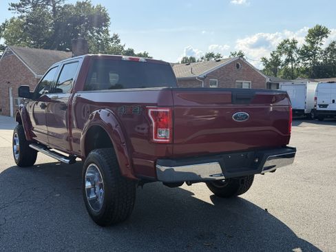 Used 2016 Ford F150 XLT w/ Equipment Group 301A Mid AWD/4WD image 10