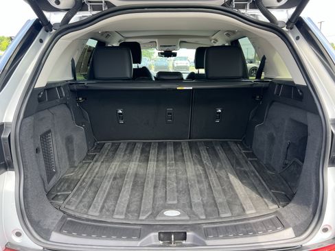 Certified 2025 Land Rover Discovery Sport S AWD/4WD image 34