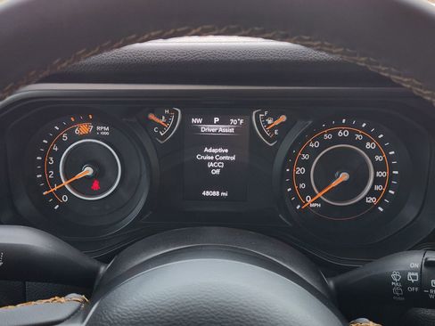 Used 2024 Jeep Wrangler Unlimited Sport AWD/4WD image 16