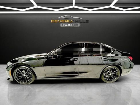 Used 2022 BMW 330i xDrive Sedan w/ M Sport Package image 2