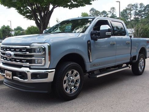 Certified 2026 Ford F250 Lariat w/ Chrome Package AWD/4WD image 3